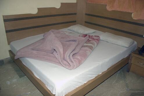 Hotel Nandi Mahadev, New Delhi 4